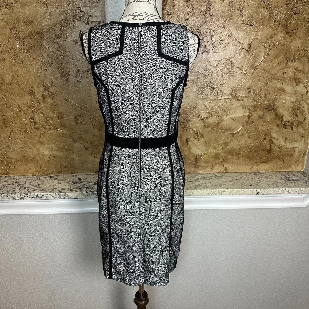 Banana Republic Pencil Dress‎ Sz 8 Lace Overlay Sleeveless Black White Career